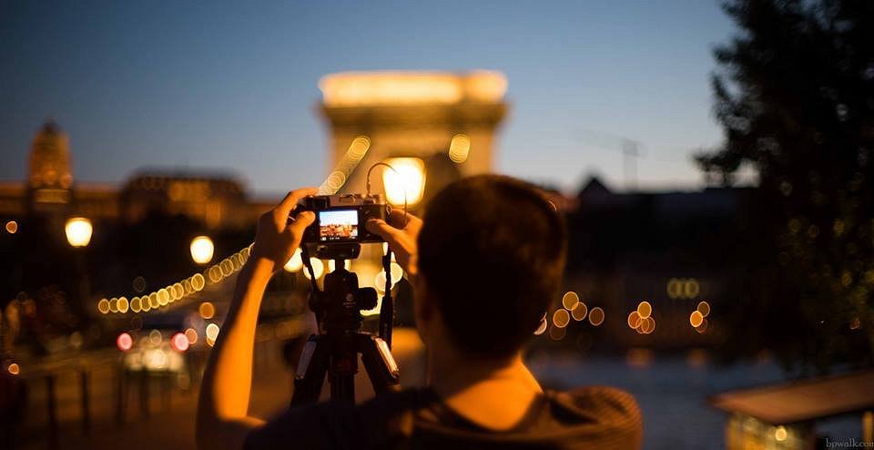 Night‑time Photowalk