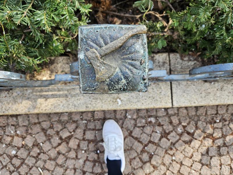 Budapest Unseen: A Sensory City Walk for Visually Impaired, mini statue