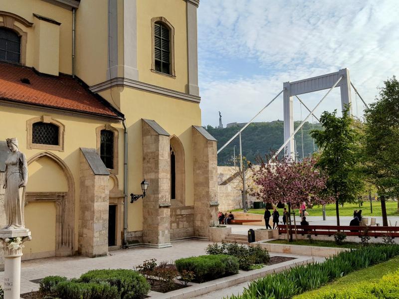 Zsuzsanna Berta guide Budapest private tours