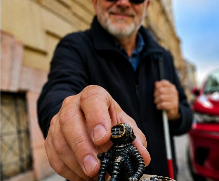 Budapest Unseen: A Sensory City Walk for Visually Impaired